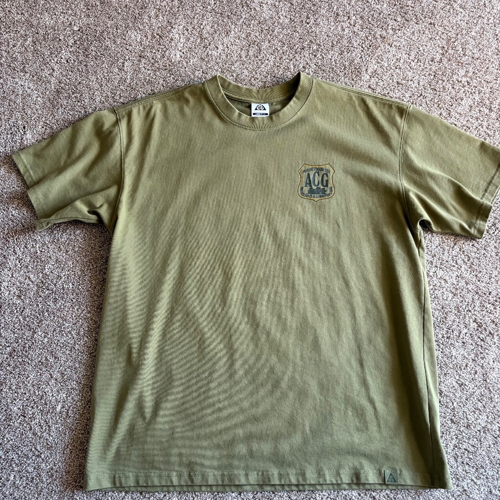 Nike ACG Shirt Large